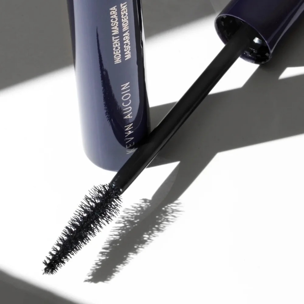 Kevyn Aucoin enhance your